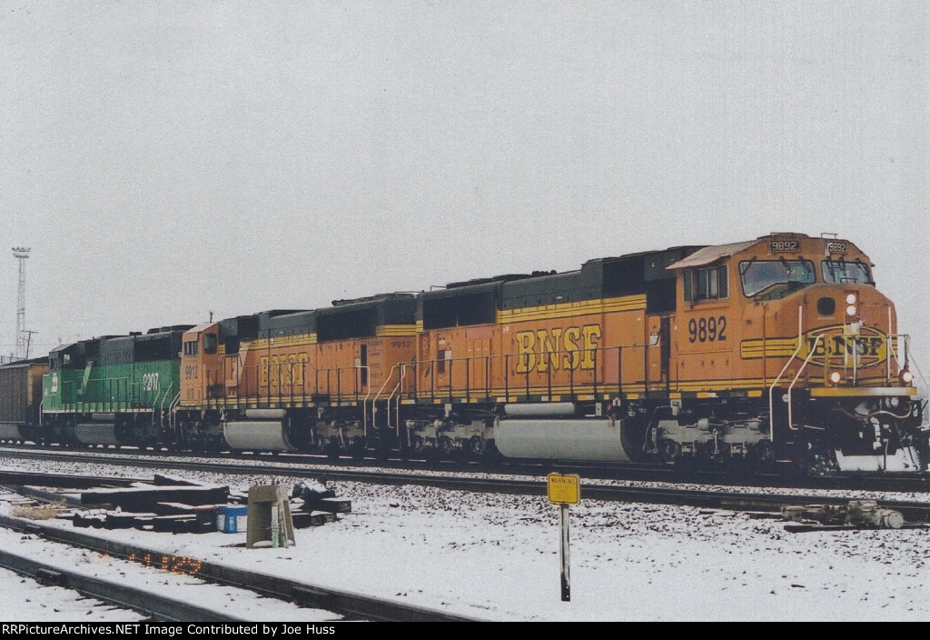 BNSF 9892 East